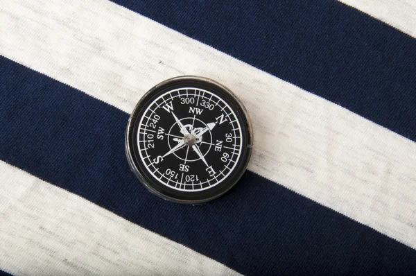Старый компас — стоковое фото