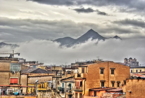 Palermo şehir bulutlar — Stok fotoğraf
