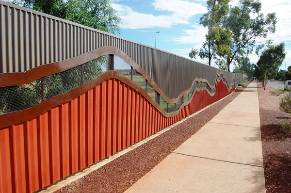 Fence and walking path — Stock Photo, Image