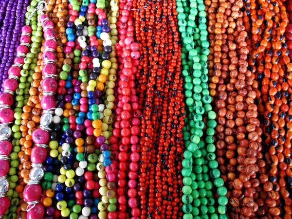 Staré barevné náhrdelníky — Stock fotografie