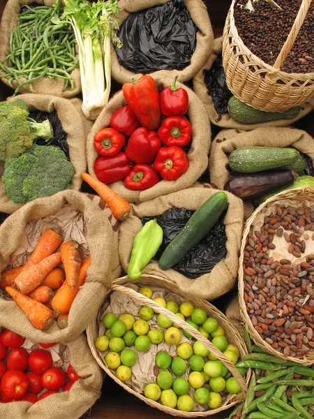 Sortiment ekologiska livsmedel — Stockfoto