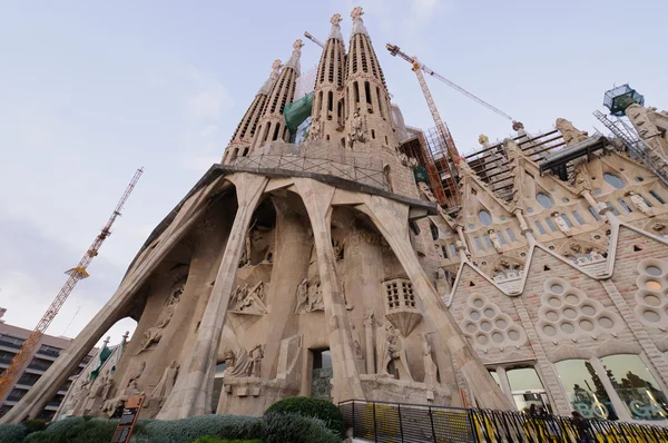 Sagrada familia Katedrali açık görünüm — Stok fotoğraf