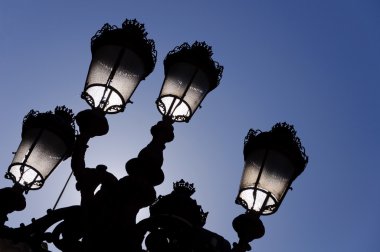 sokak lambaları siluet