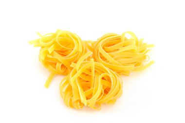 renkli pişmemiş makarna - tagliatelle