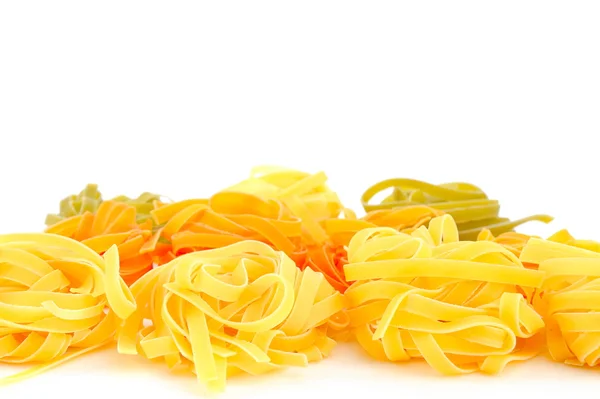 Färgglada okokt pasta - tagliatelle — Stockfoto