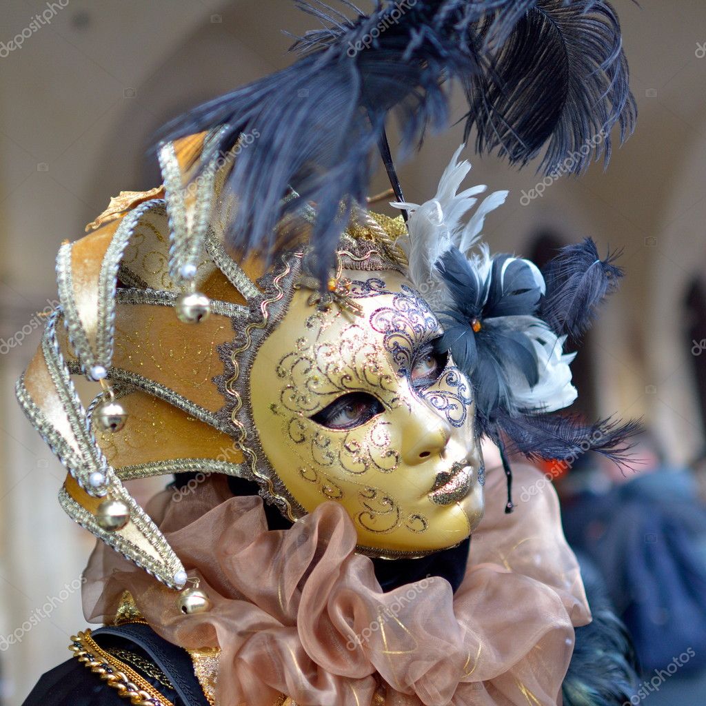 Colorful artistic masks on the Carnival of Venice – Stock Editorial ...