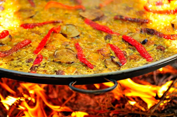 Paella - tradycyjnej kuchni hiszpańskiej — Zdjęcie stockowe