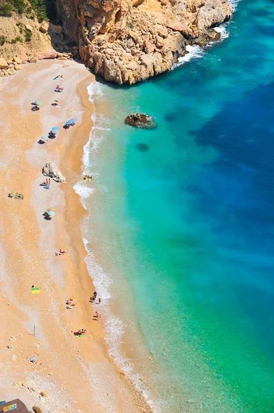 Prachtige Middellandse Zee kust beach — Stockfoto