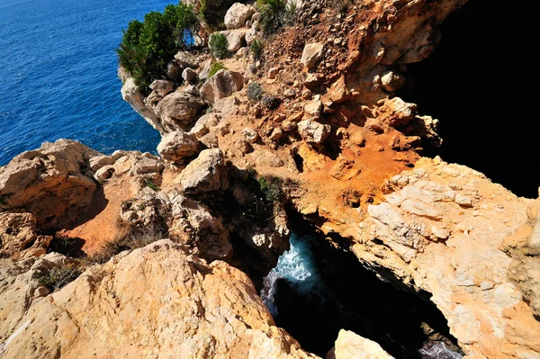Vista da linda costa mediterrânea — Fotografia de Stock