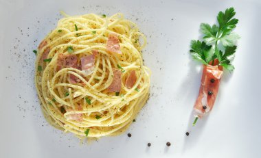 spagetti carbonara