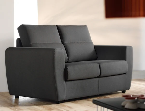 Schwarze Couch — Stockfoto