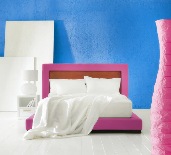 Minimalistic colorful bedroom — Stock Photo, Image