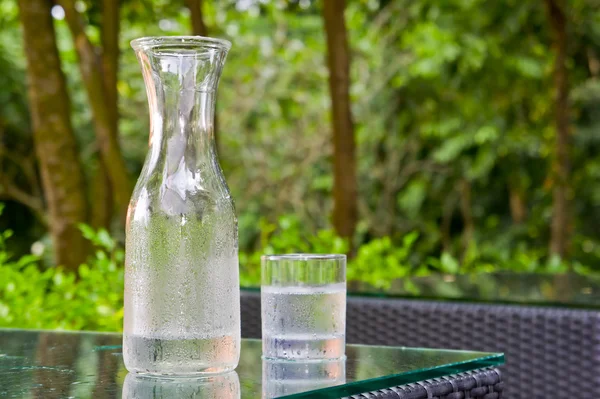 Soğuk su flaş temizleyin — Stok fotoğraf