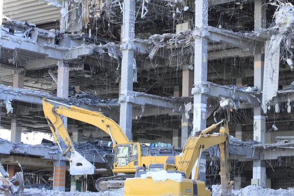 Industrial dismantle, mechanical destruction — Stock Photo, Image