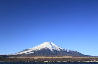 mt.Fuji ve mavi gökyüzü