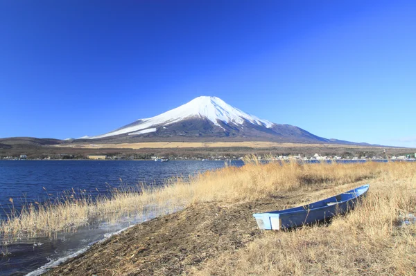 Mont Fuji et ciel bleu — Photo