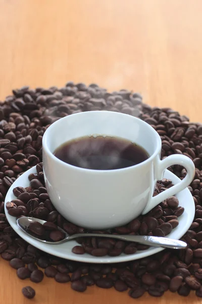 Cafea și boabe de cafea — Fotografie, imagine de stoc
