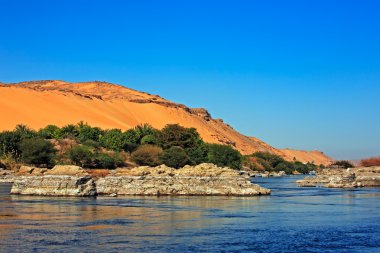 Nil Nehri üzerinde katarakt