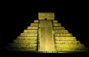 Kukulkan Pyramid chichen itza mexico yucatan clipart