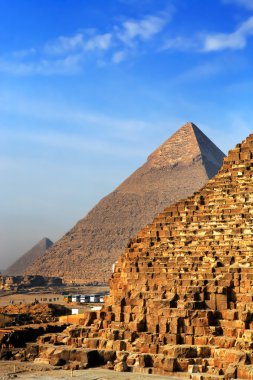 The pyramids clipart