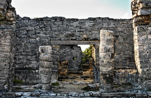 Mayisk arkeologisk funnsted for tulum – stockfoto