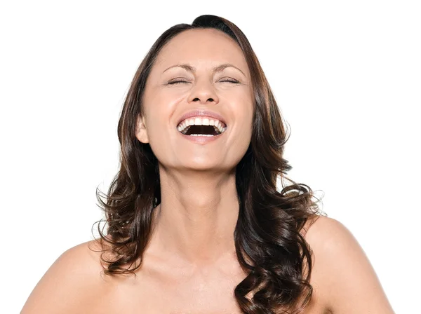 Портрет красивой азиатской счастливой женщины, смеющейся с закрытыми глазами — стоковое фото