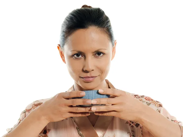 Close-up retrato de bonito ásia mulher beber chá — Fotografia de Stock
