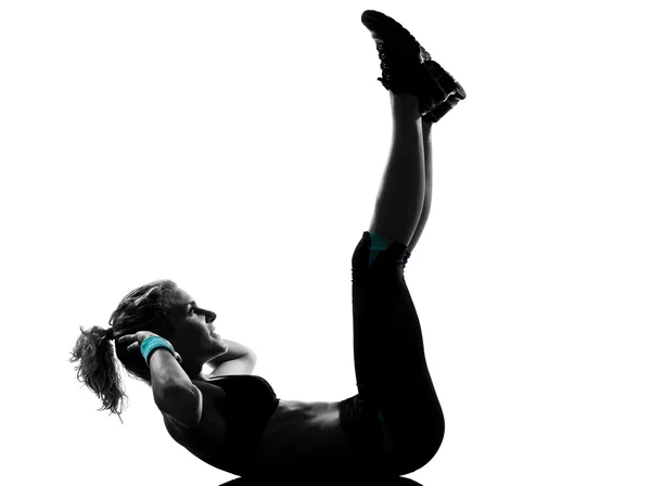 Femme séance d'entraînement posture de fitness abdominaux push ups — Photo