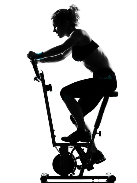 Mulher ciclismo postura fitness treino — Fotografia de Stock