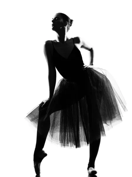 女人芭蕾舞蹈家站立姿势 — 图库照片