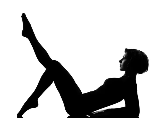 Γυναίκα άσκηση γυμναστήριο τέντωμα γιόγκα — Φωτογραφία Αρχείου