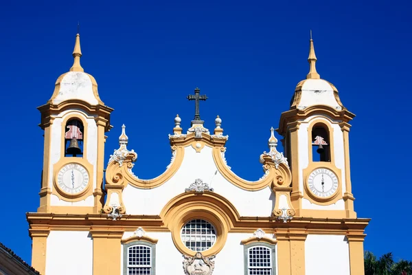 ジュリオ デ サント アントニオ教会チラデンテス ミナス ・ ジェライス州ブラジル — ストック写真