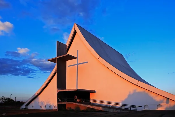 Церква на заході сонця — стокове фото