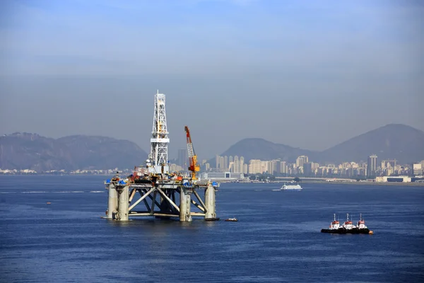 Platforma ropy naftowej i gazu — Zdjęcie stockowe