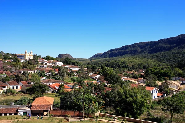 Igreja da vila da paisagem urbana de tiradente em minas gerais brasil — Fotografia de Stock