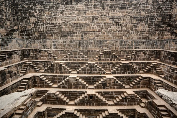 The giant step well of abhaneri — Stock Photo, Image