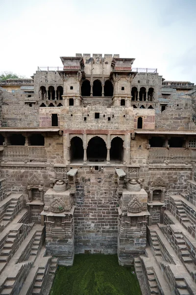 The giant step well of abhaneri — Stock Photo, Image