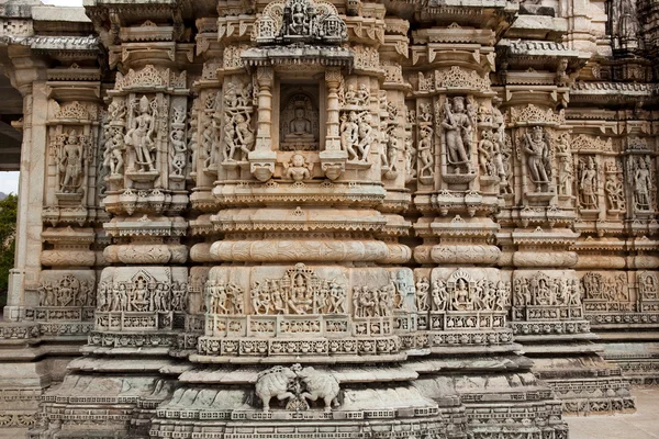 Adinath temppeli Ranakpur — kuvapankkivalokuva
