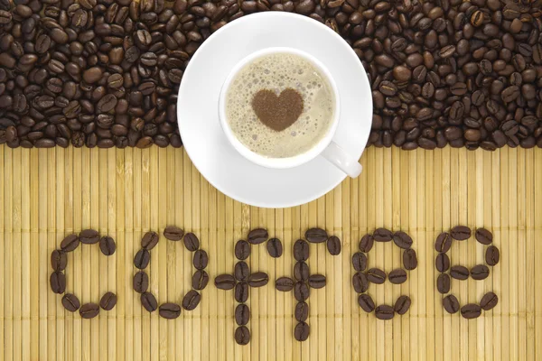 Heiße Tasse Kaffee — Stockfoto