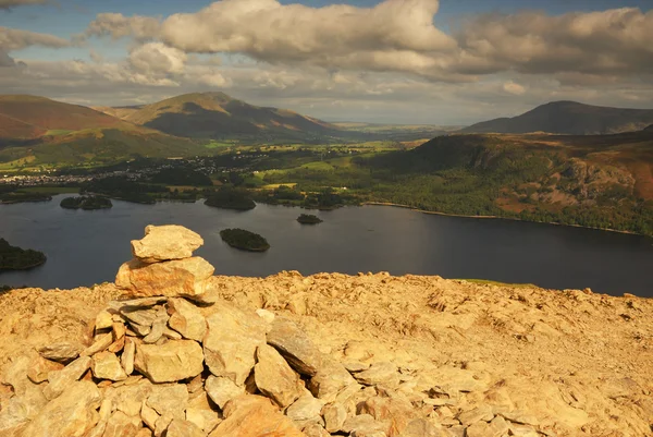 Cairn on Cat Bells — Stock Photo, Image
