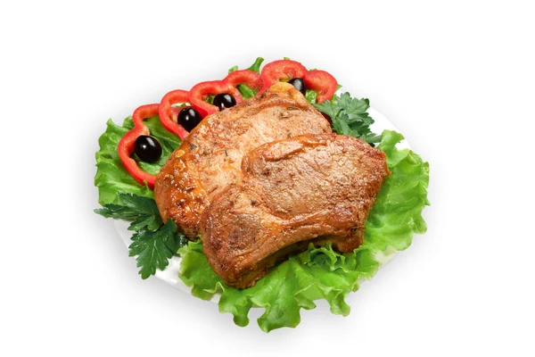 구운 돼지고기와 야채에 고립 된 배경 — 스톡 사진
