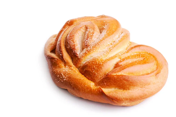 白で隔離される茶色の皿の上のパンの新鮮なパテ — Stockfoto