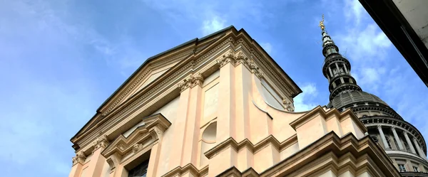 Novara, San Gaudenzio cupola — Stockfoto