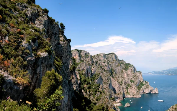 Panoramiczny widok na wyspę capri, Neapol — Zdjęcie stockowe