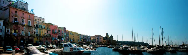 Puerto de la isla de Procida, Nápoles — Foto de Stock