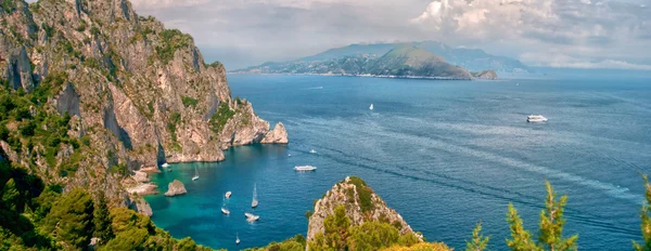 Panorámás kilátás nyílik a Capri-sziget, Nápoly Jogdíjmentes Stock Képek