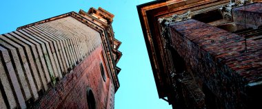 Basilica san gaudenzio alessandro antonelli ve 1888 yılında inşa edilmiş olan