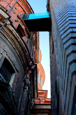 Basilica san gaudenzio alessandro antonelli ve 1888 yılında inşa edilmiş olan