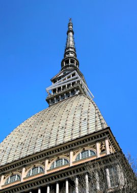 Turin, sembol mole antonelliana