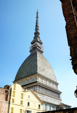 Turin, sembol mole antonelliana